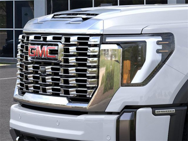New 2026 GMC Sierra 2500 Denali w/ Denali Reserve Package image 13
