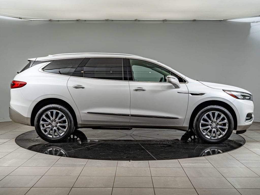 Used 2019 Buick Enclave Essence FWD image 4