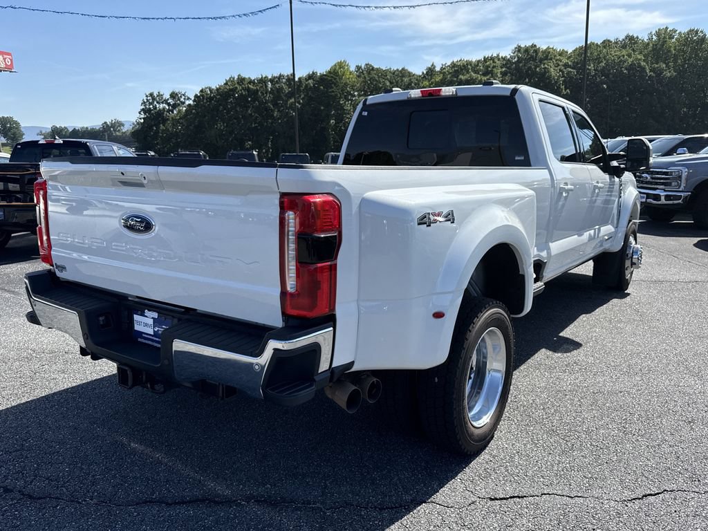 Used 2023 Ford F450 Lariat AWD/4WD image 7