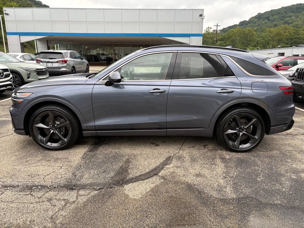 Used 2026 Genesis GV70 3.5T Sport Prestige AWD/4WD image 2