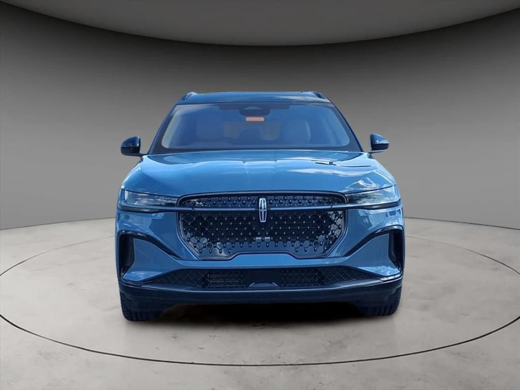 New 2025 Lincoln Nautilus Reserve w/ Jet Appearance Package AWD/4WD image 11