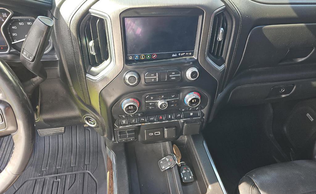Used 2020 GMC Sierra 3500 Denali w/ Denali Ultimate Package AWD/4WD image 14