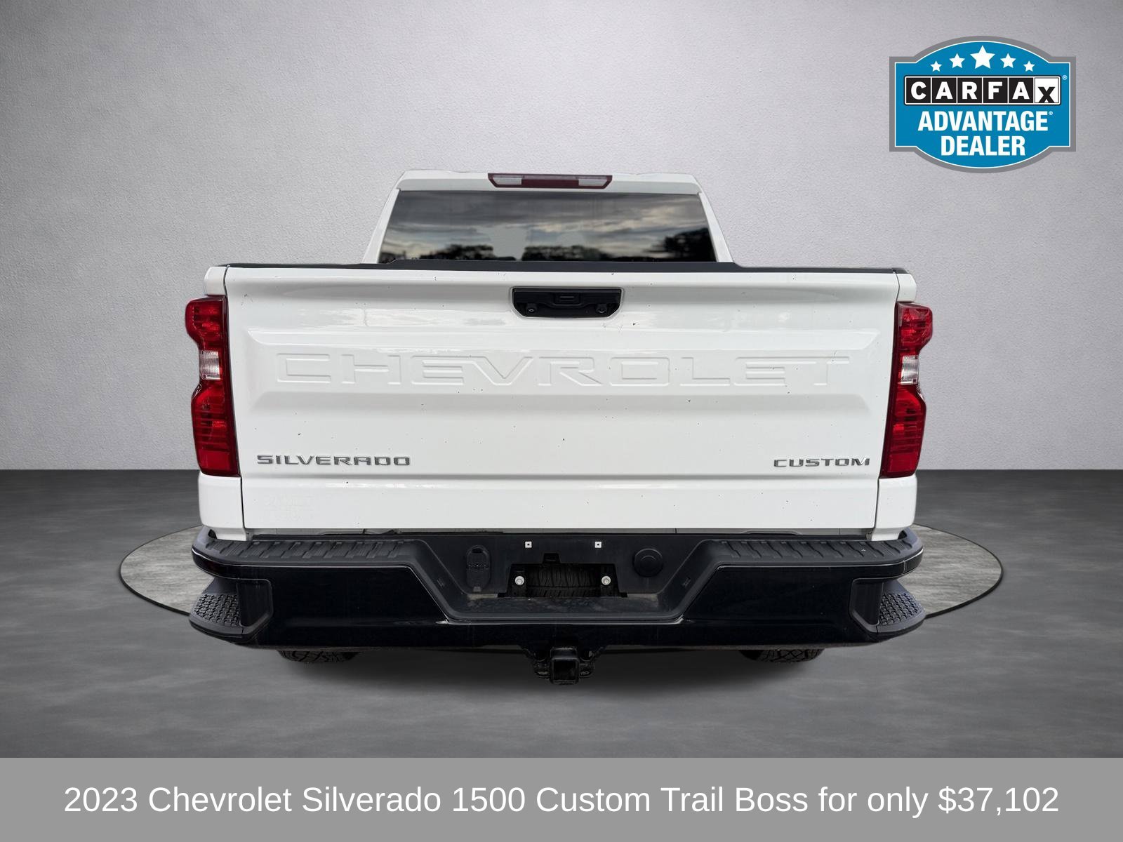 Used 2023 Chevrolet Silverado 1500 Custom Trail Boss AWD/4WD image 4