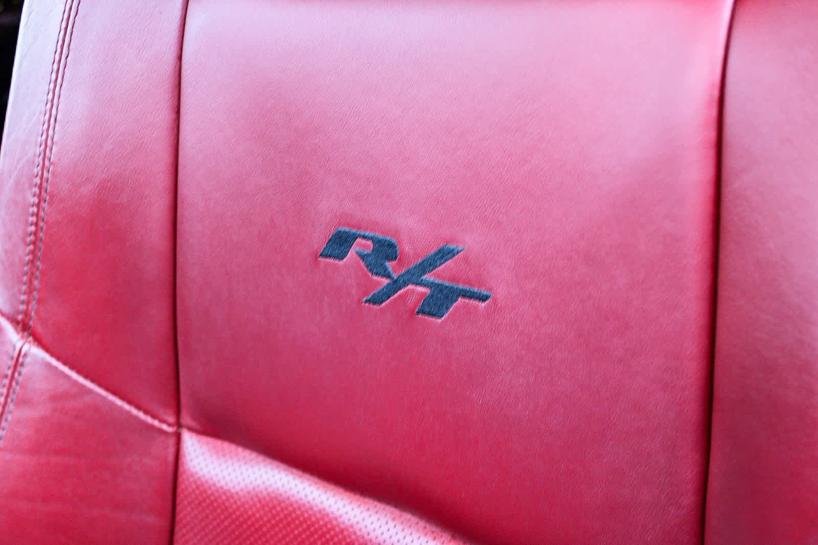 Used 2018 Dodge Durango R/T w/ Blacktop Package image 25