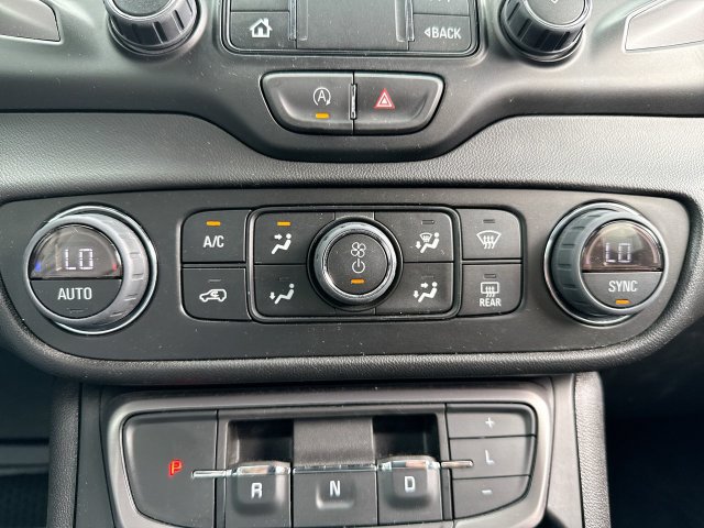Used 2024 GMC Terrain AT4 w/ Infotainment Package II AWD/4WD image 19