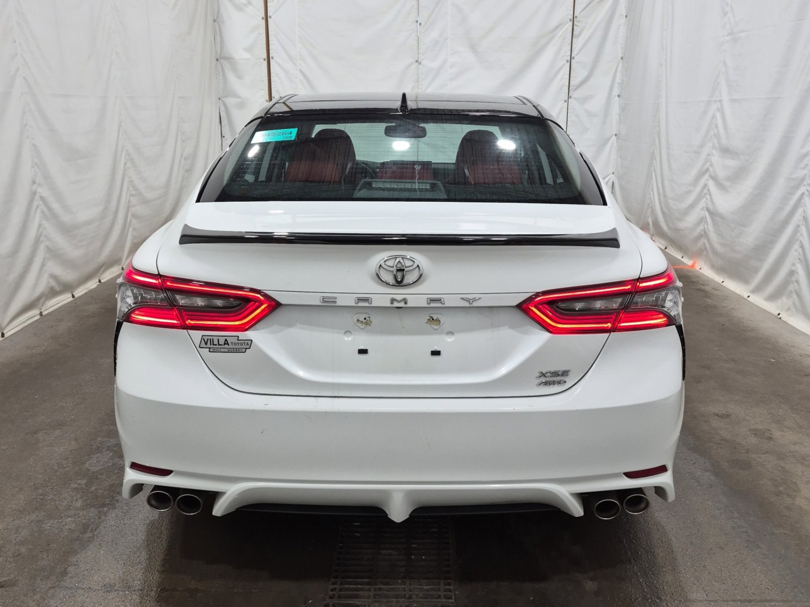 Used 2023 Toyota Camry XSE AWD/4WD image 9