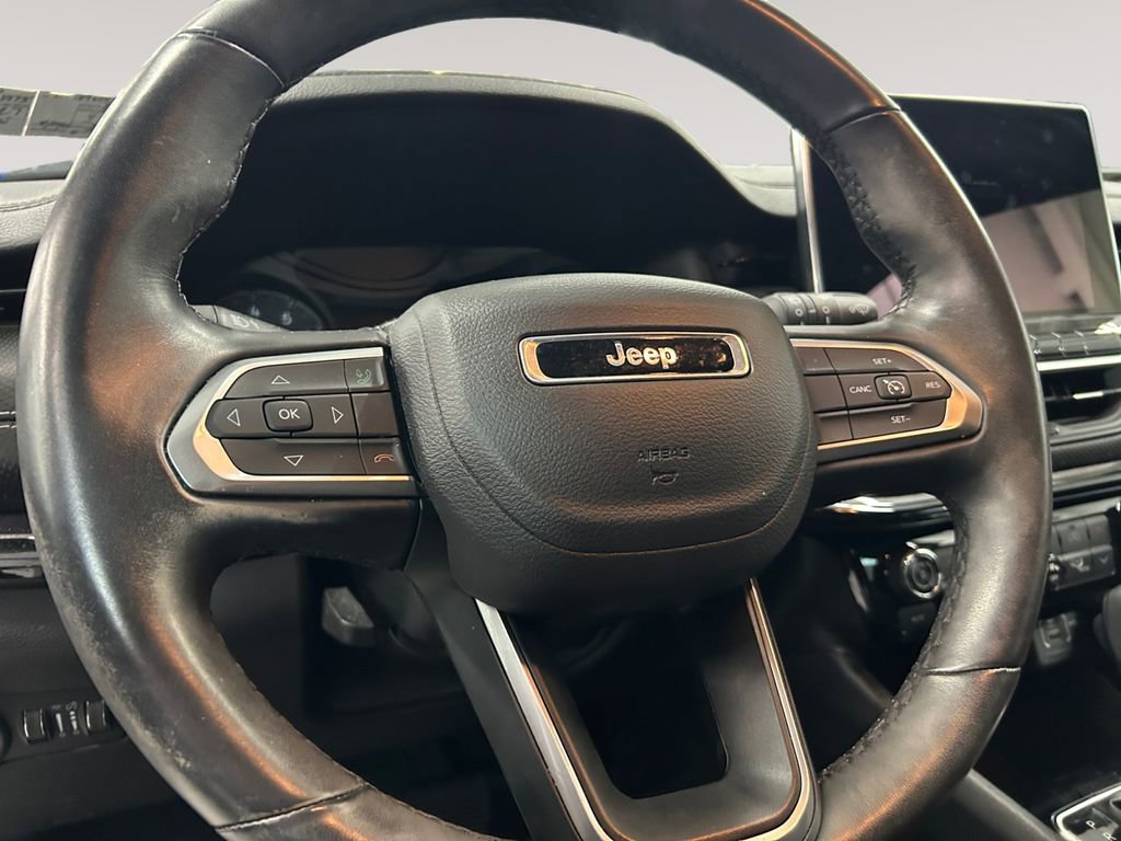 Used 2022 Jeep Compass Altitude w/ Convenience Group image 12