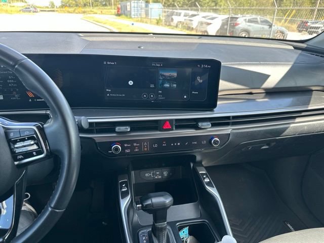 Certified 2024 Kia Sorento S AWD/4WD image 17