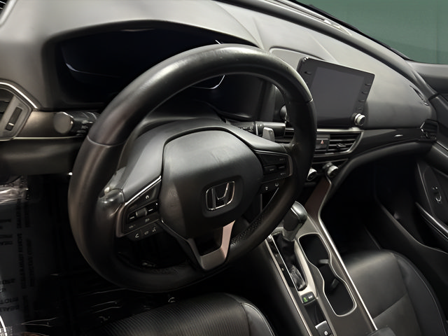 Used 2018 Honda Accord Sport image 17