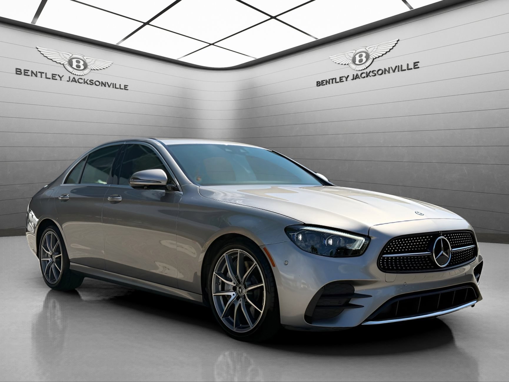 Used 2021 Mercedes-Benz E 350 Sedan image 11