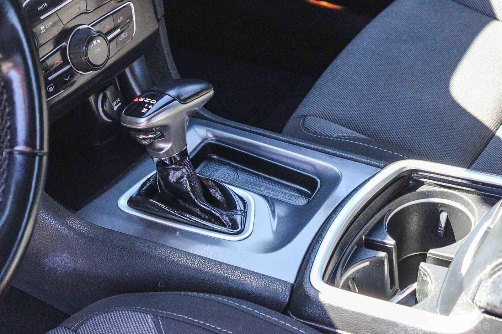 Used 2022 Dodge Charger SXT image 17