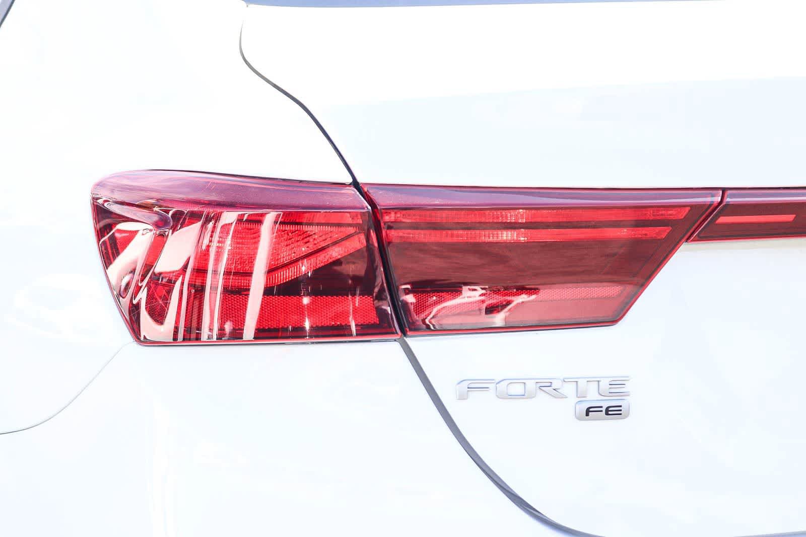 Used 2022 Kia Forte Sedan FWD image 7