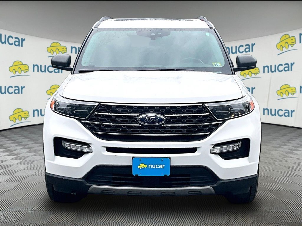 Used 2021 Ford Explorer XLT w/ Equipment Group 202A AWD/4WD image 3
