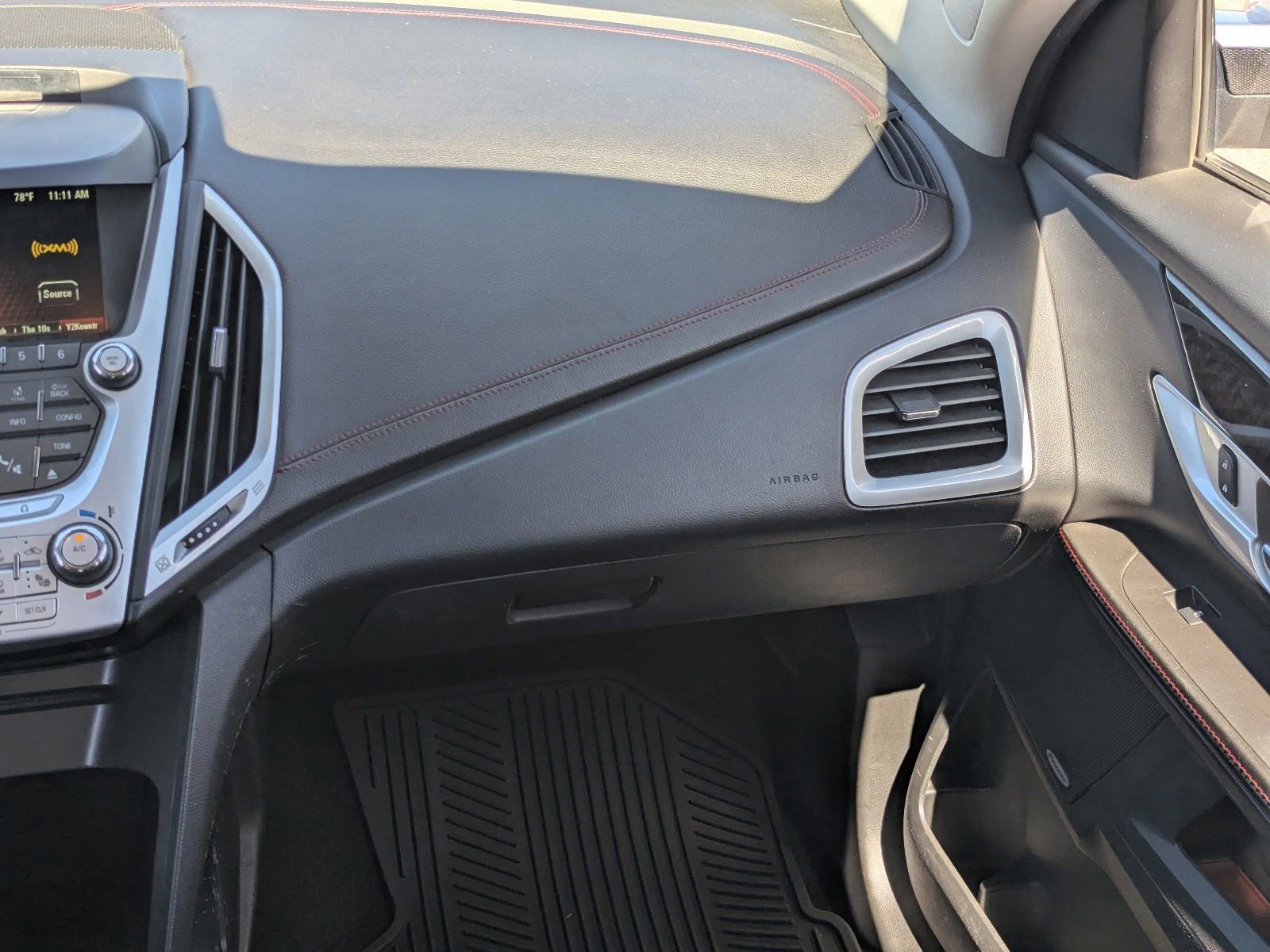 Used 2015 GMC Terrain Denali w/ Cargo Package image 18