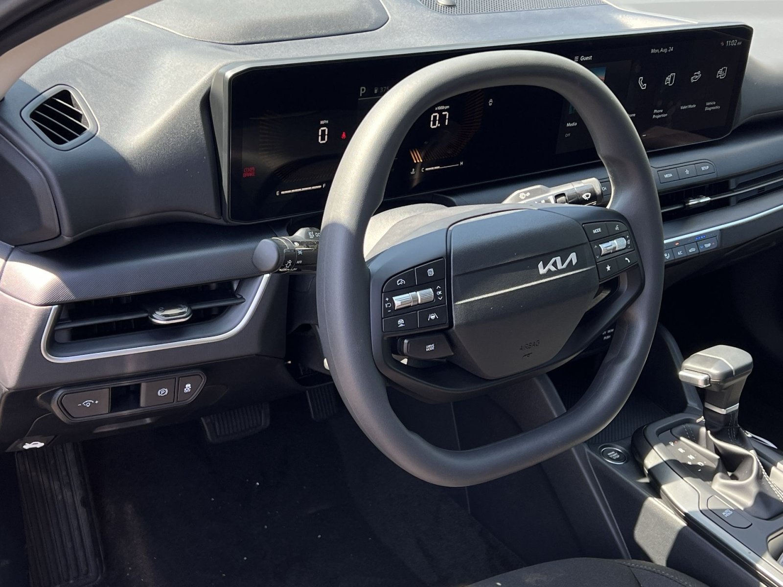New 2026 Kia K4 FWD image 21