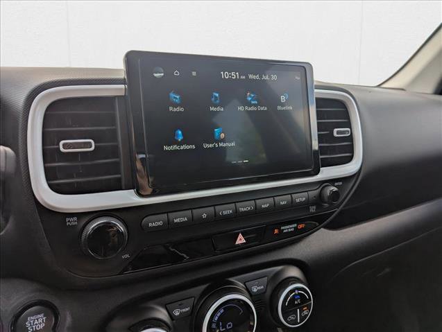 New 2025 Hyundai Venue Limited image 17