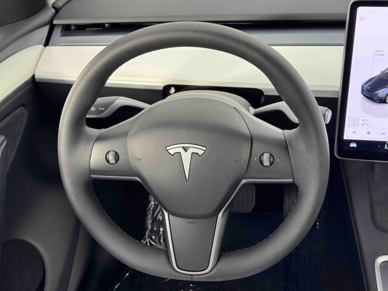 Used 2024 Tesla Model Y Long Range image 18