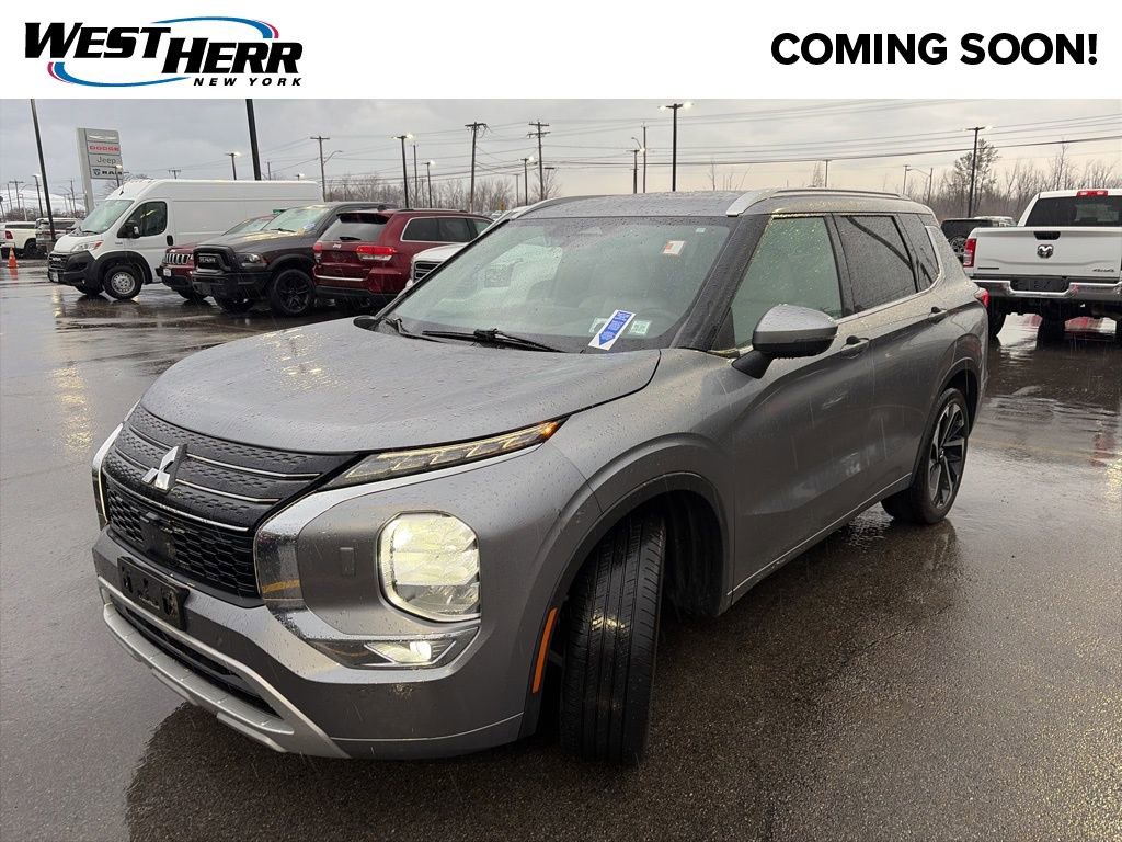 Used 2022 Mitsubishi Outlander SEL image 4