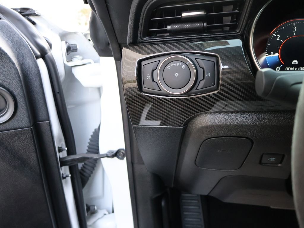 Used 2022 Ford Mustang Shelby GT500 w/ Technology Package image 36