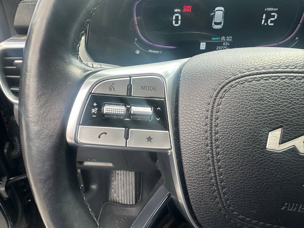 Used 2024 Kia Telluride EX AWD/4WD image 16