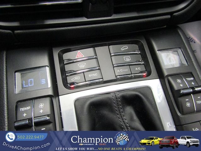 Used 2020 Porsche Macan AWD/4WD image 37