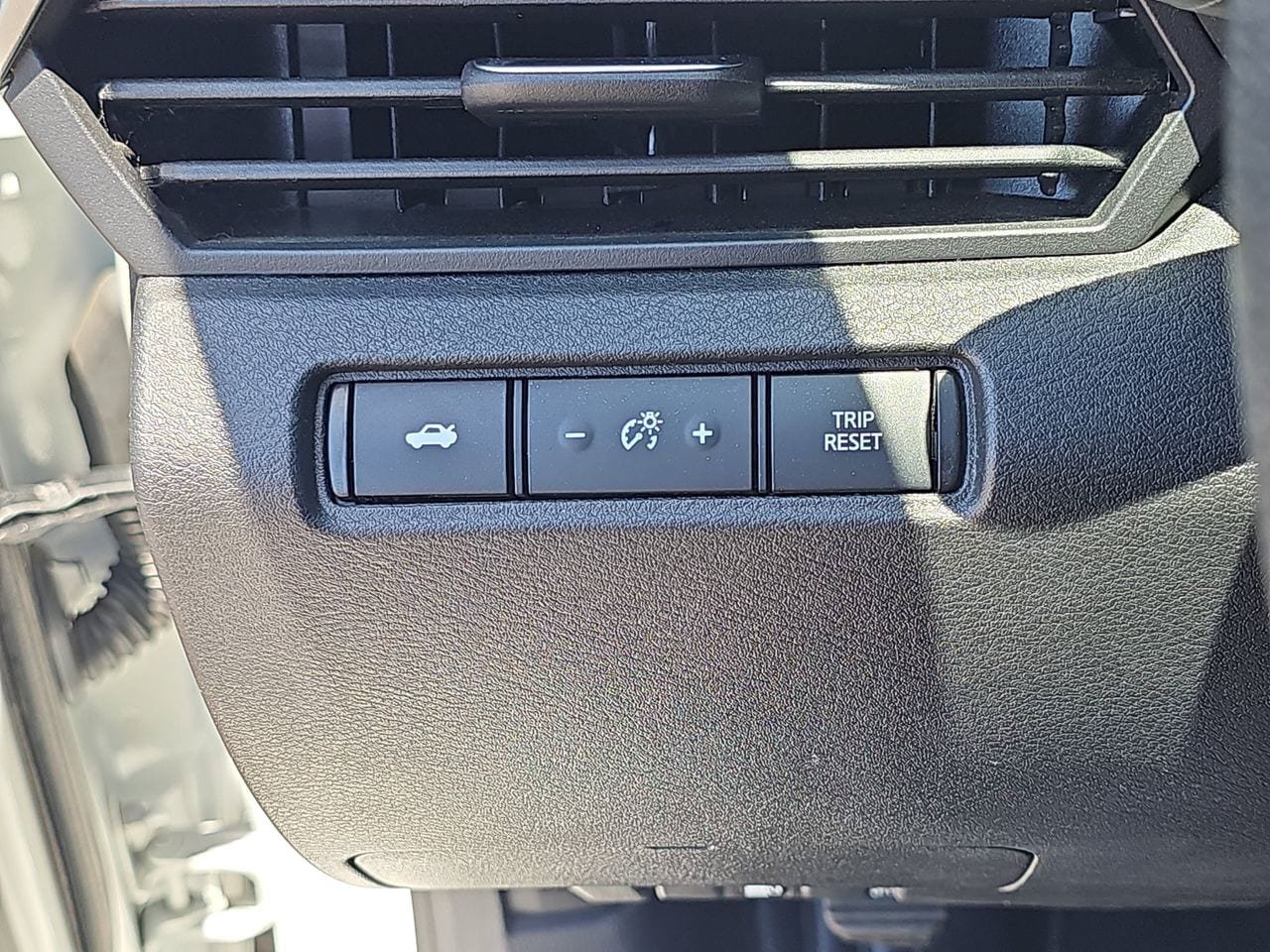 Certified 2025 Nissan Altima 2.5 SV FWD image 25