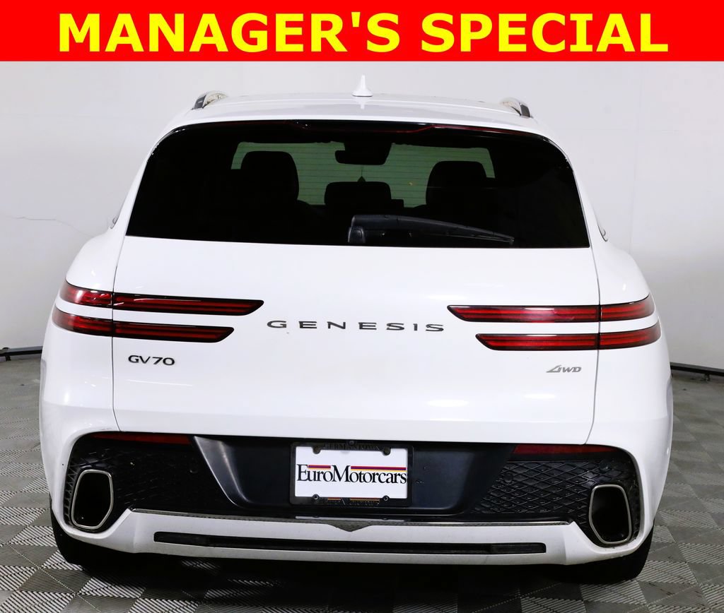 Used 2022 Genesis GV70 2.5T w/ Advanced Package AWD/4WD image 5