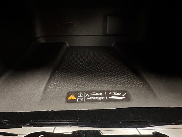Used 2025 Chevrolet Traverse LT AWD/4WD image 15