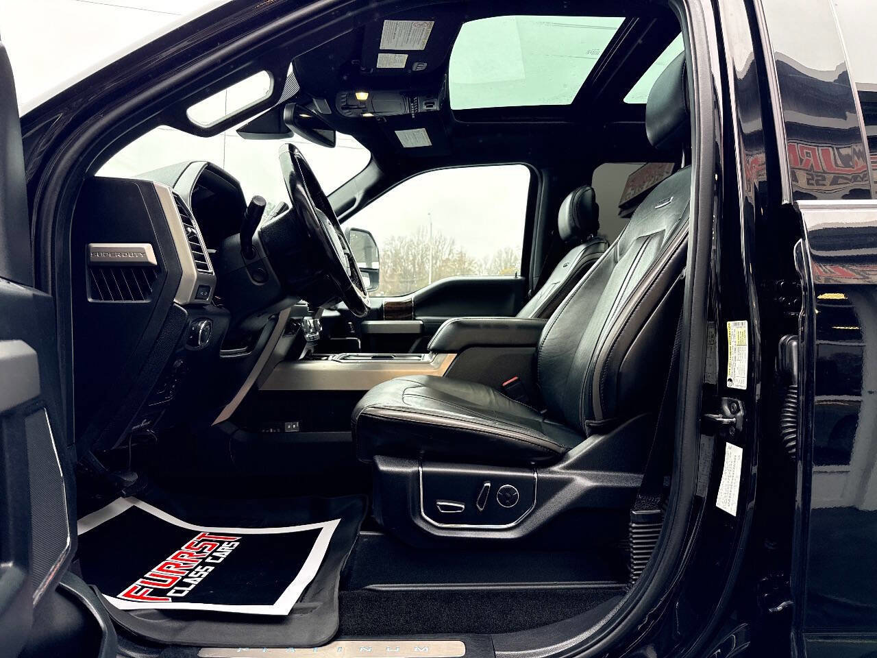 Used 2017 Ford F350 Platinum w/ Platinum Ultimate Package image 27