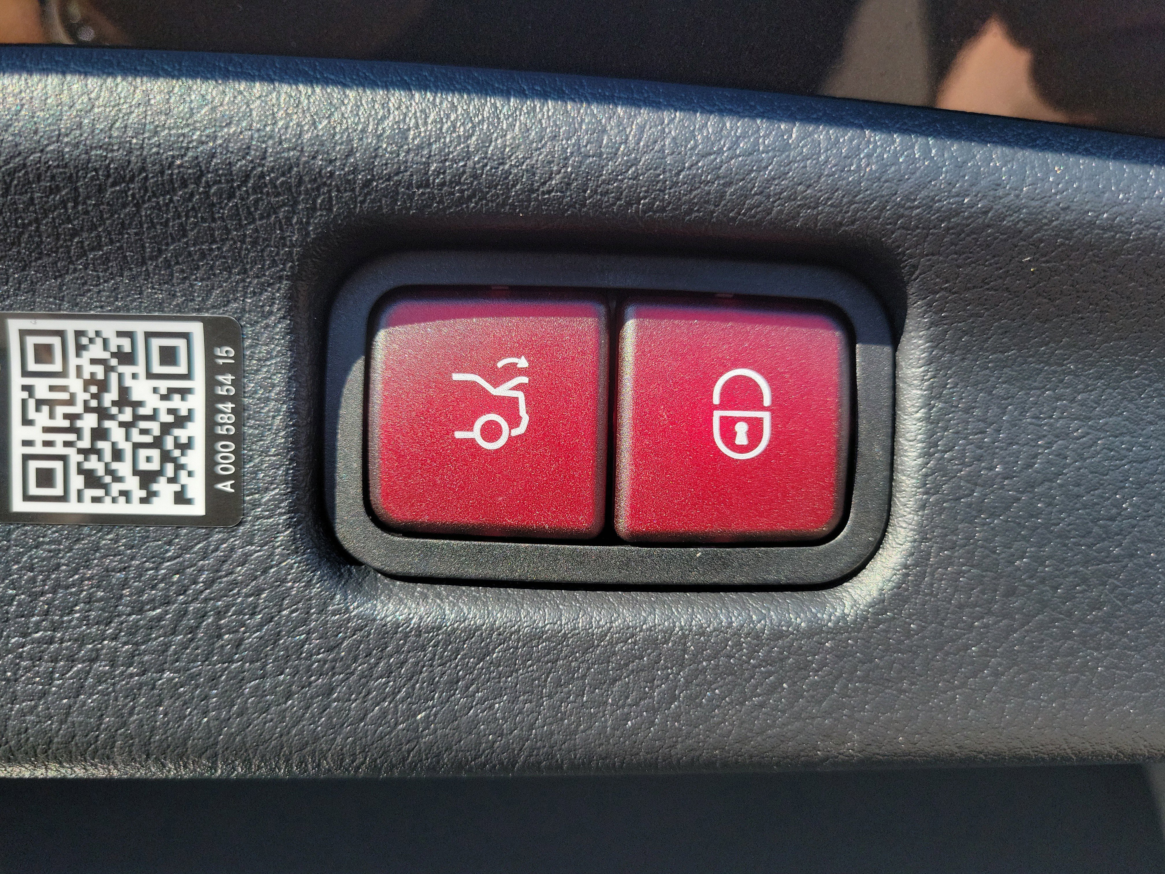 Certified 2026 Mercedes-Benz C 300 Sedan image 10