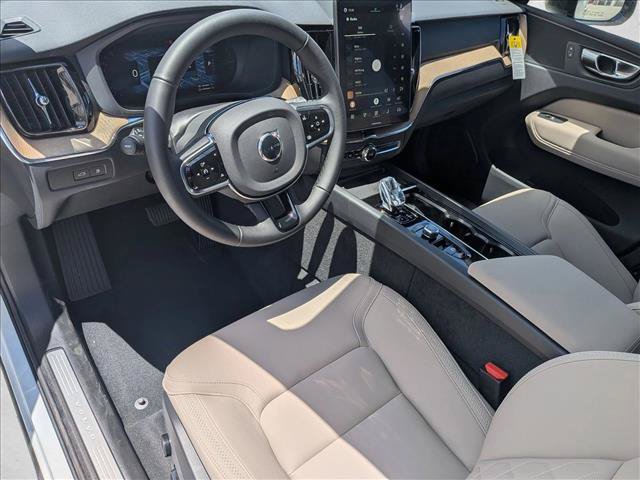 New 2026 Volvo XC60 T8 Plus w/ Climate Package PRO AWD/4WD image 3