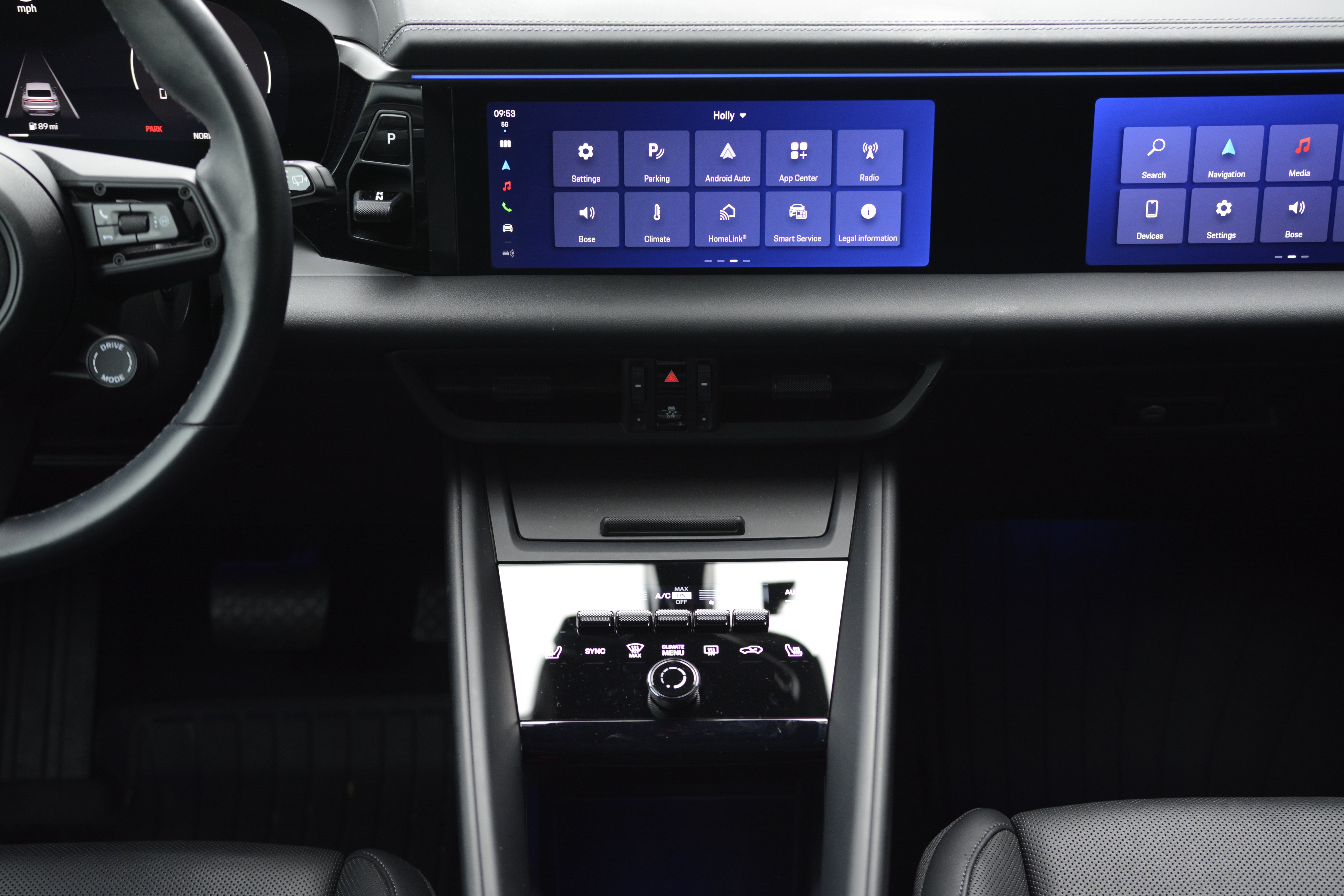 Certified 2024 Porsche Macan 4 Electric AWD/4WD image 20