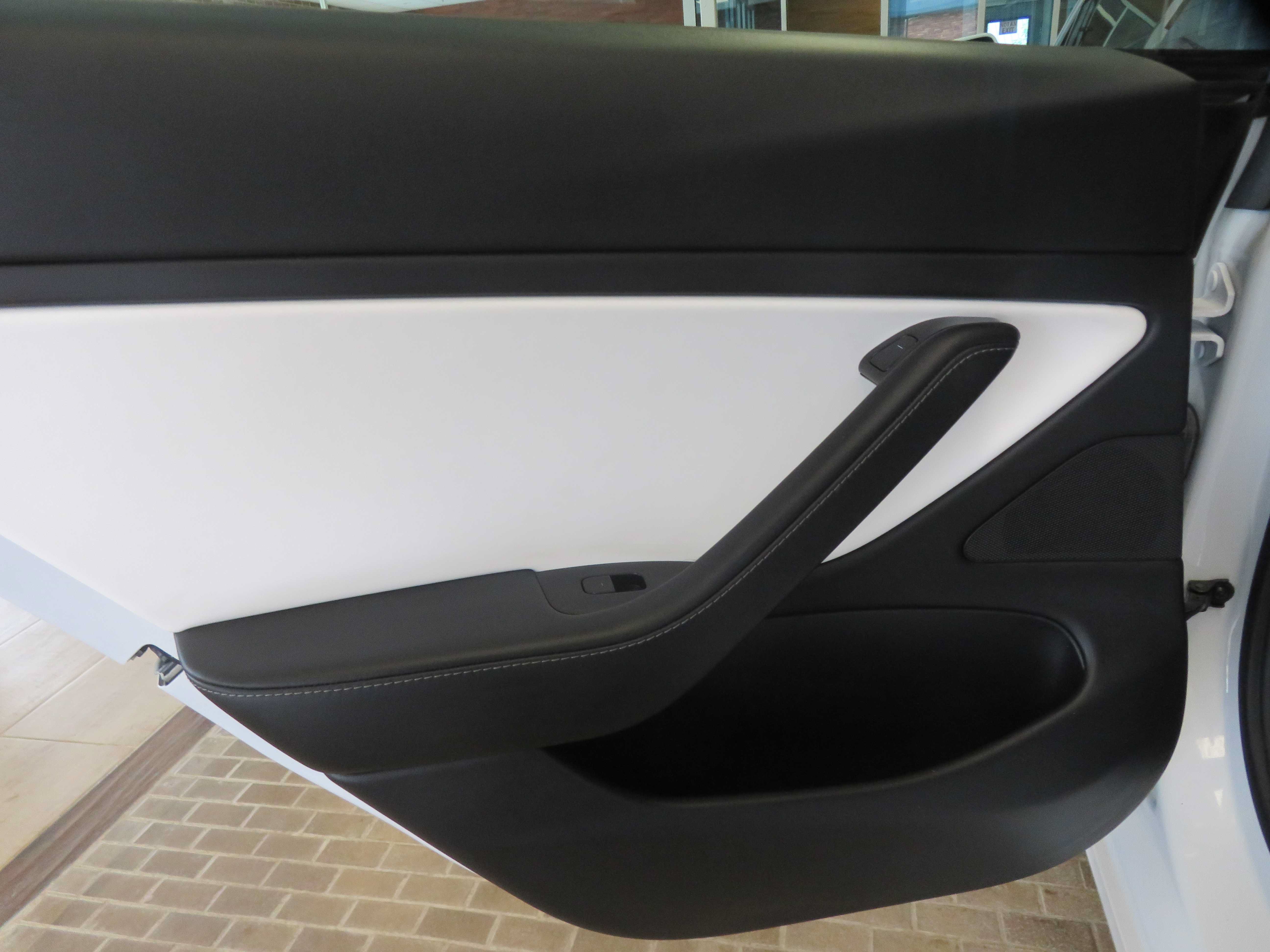 Used 2020 Tesla Model 3 Long Range AWD/4WD image 18