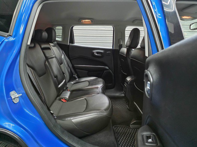 Used 2019 Jeep Compass Latitude w/ Popular Equipment Group AWD/4WD image 16