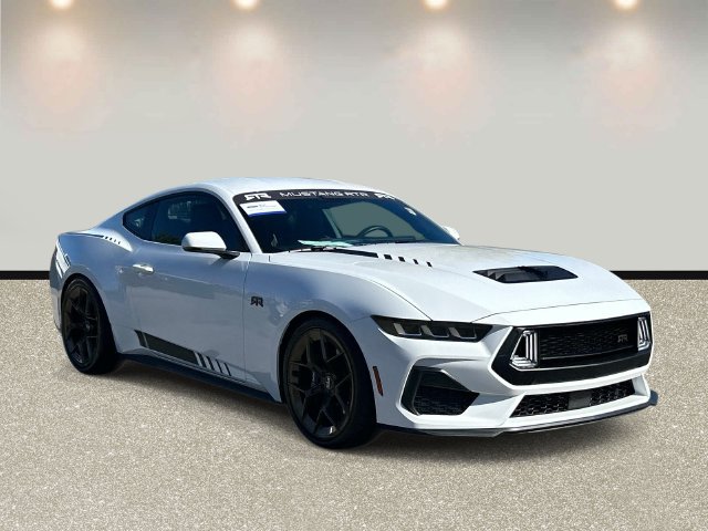 Used 2024 Ford Mustang GT Premium w/ GT Performance Package RWD image 3