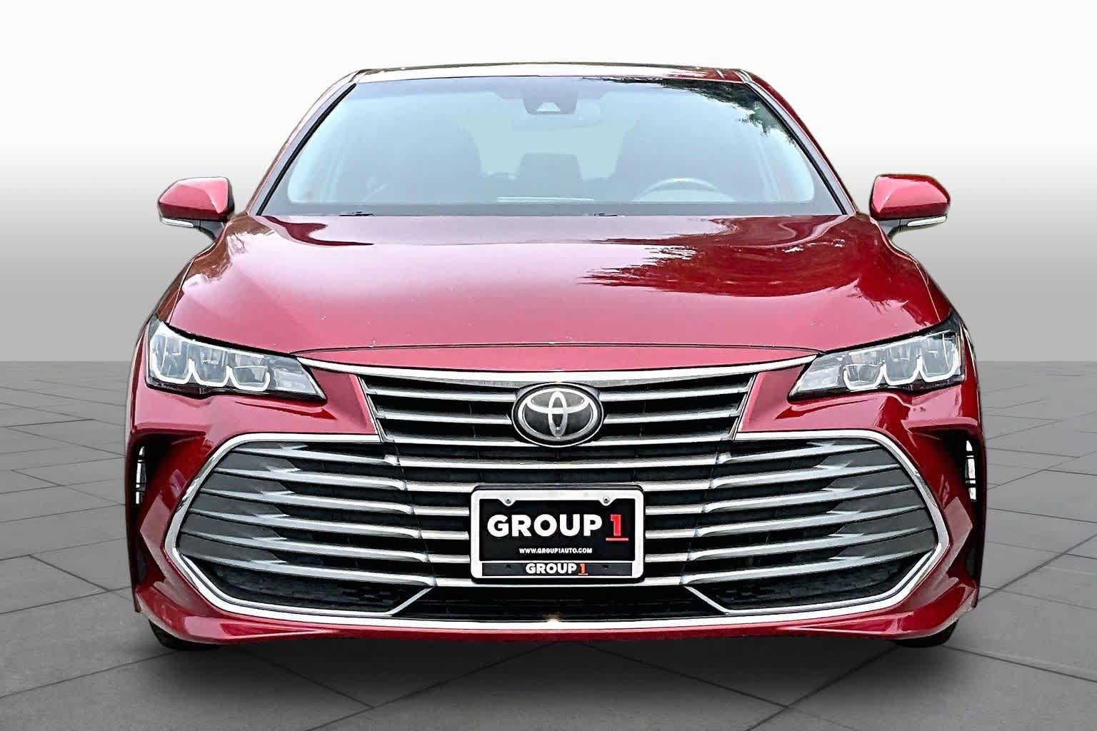 Used 2021 Toyota Avalon XLE w/ Moonroof Package AWD/4WD image 4