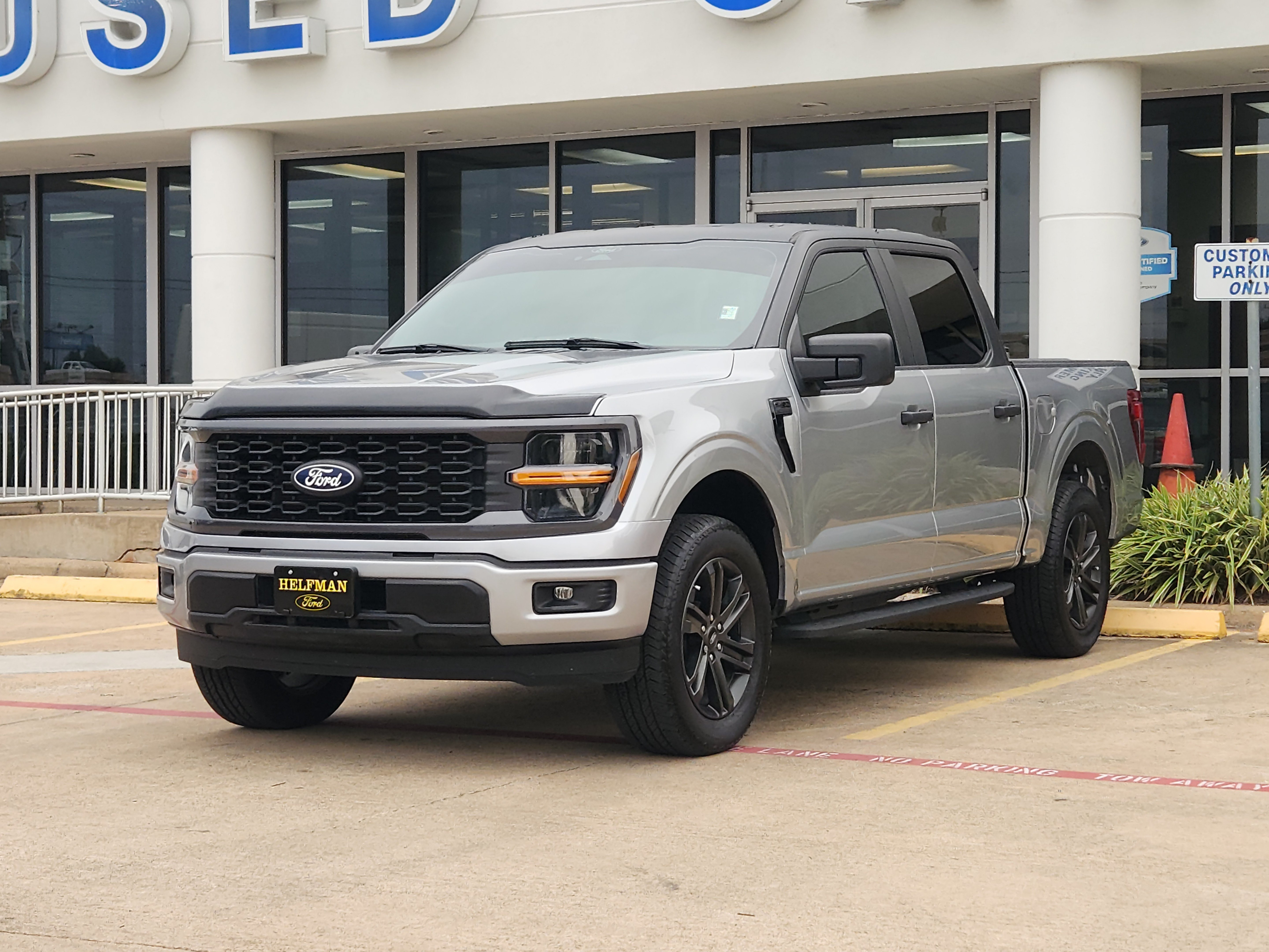 Used 2024 Ford F150 STX RWD image 2