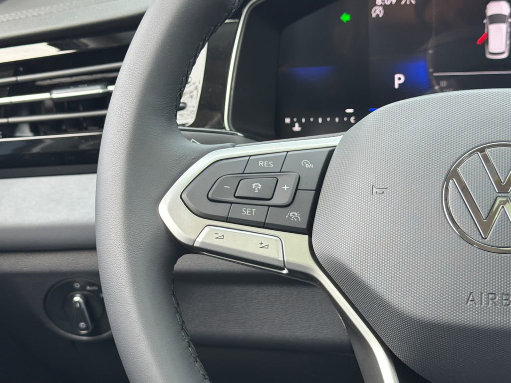 New 2026 Volkswagen Jetta SE FWD image 18