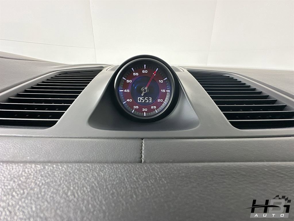 Used 2019 Porsche Cayenne Turbo w/ Premium Plus Package image 20