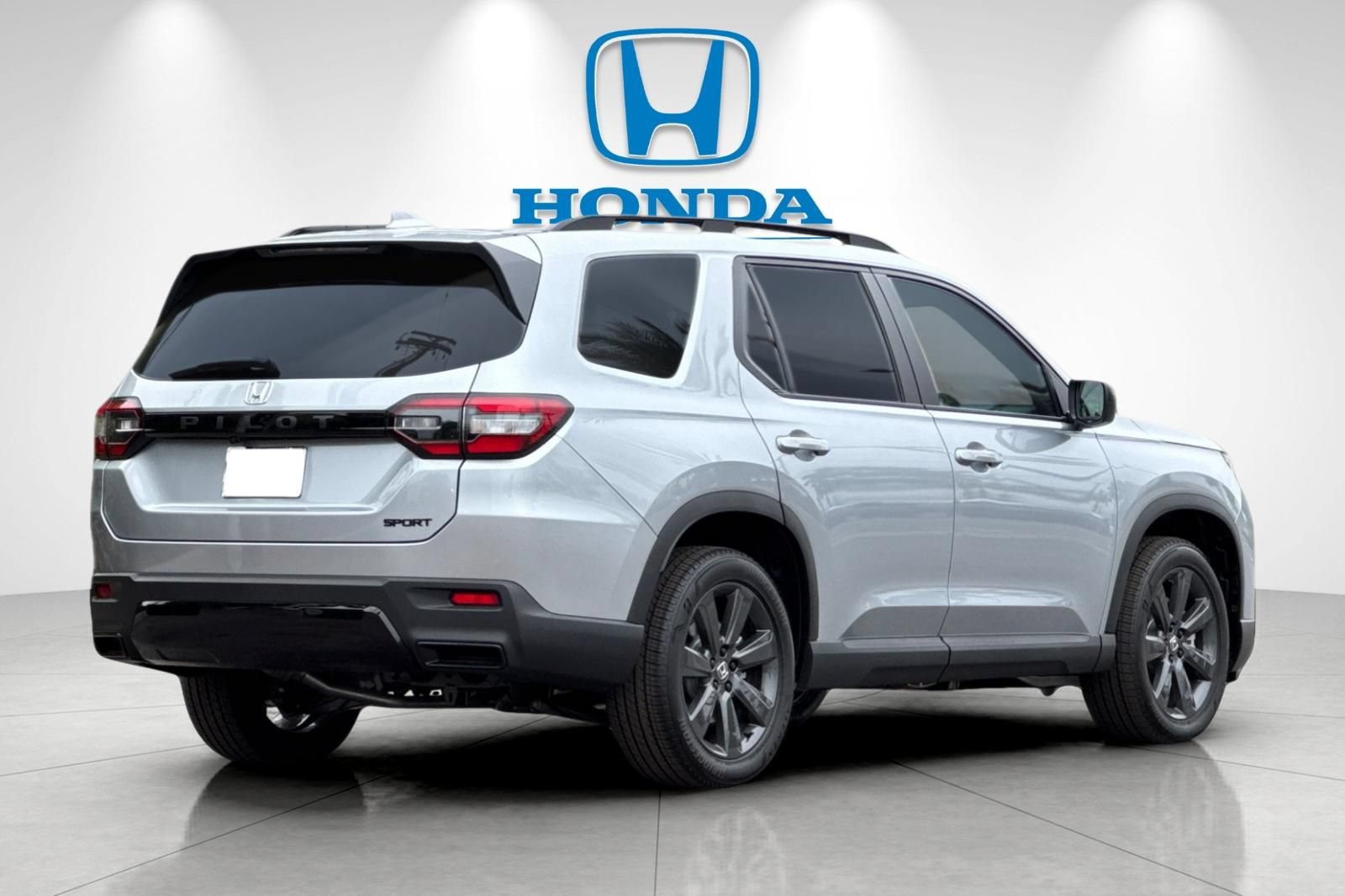 New 2026 Honda Pilot Sport image 6