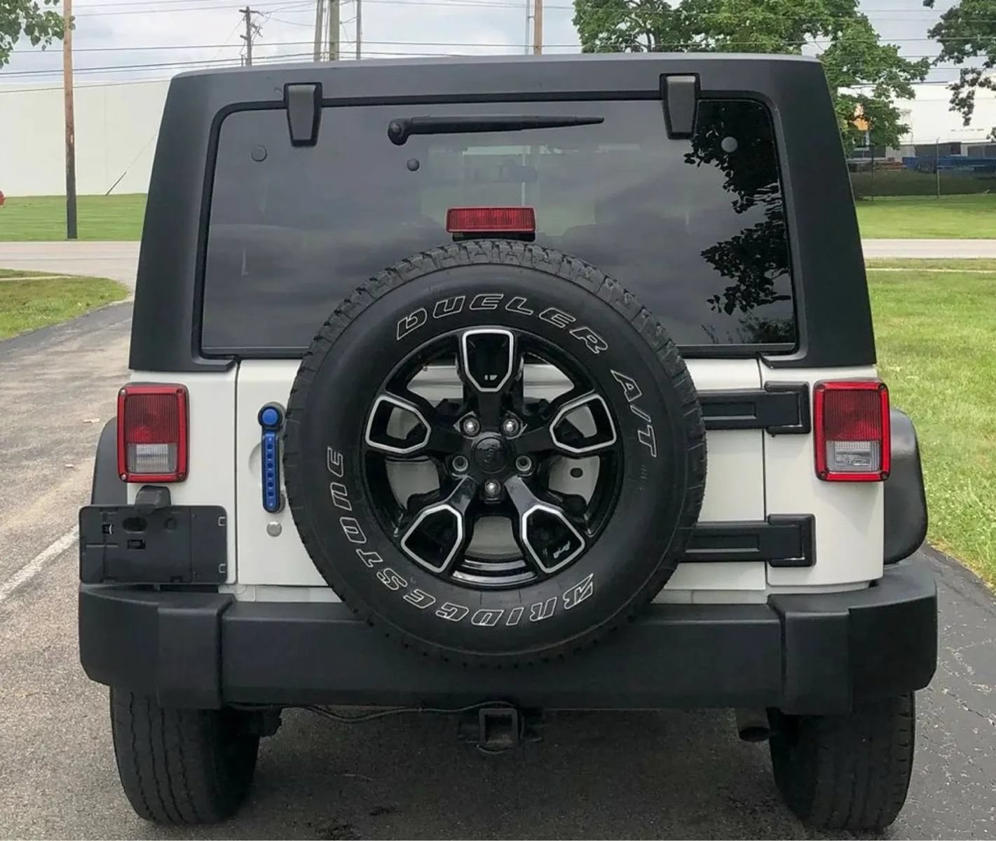 Used 2009 Jeep Wrangler Unlimited X AWD/4WD image 6