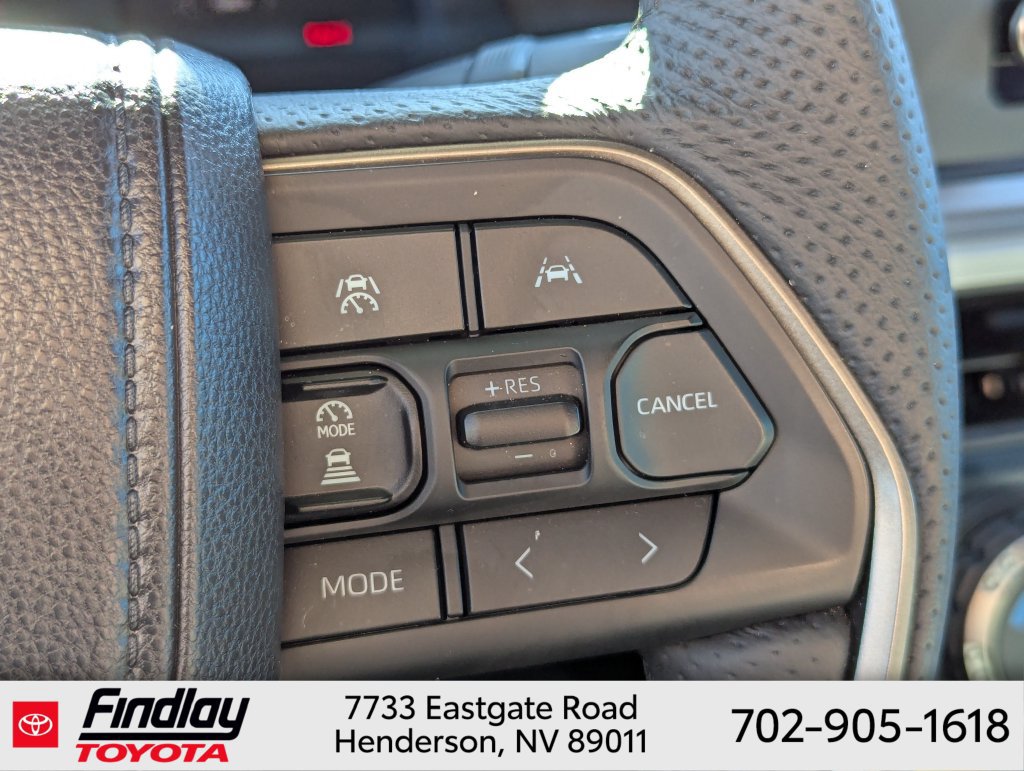 Certified 2025 Toyota Tacoma SR5 AWD/4WD image 24