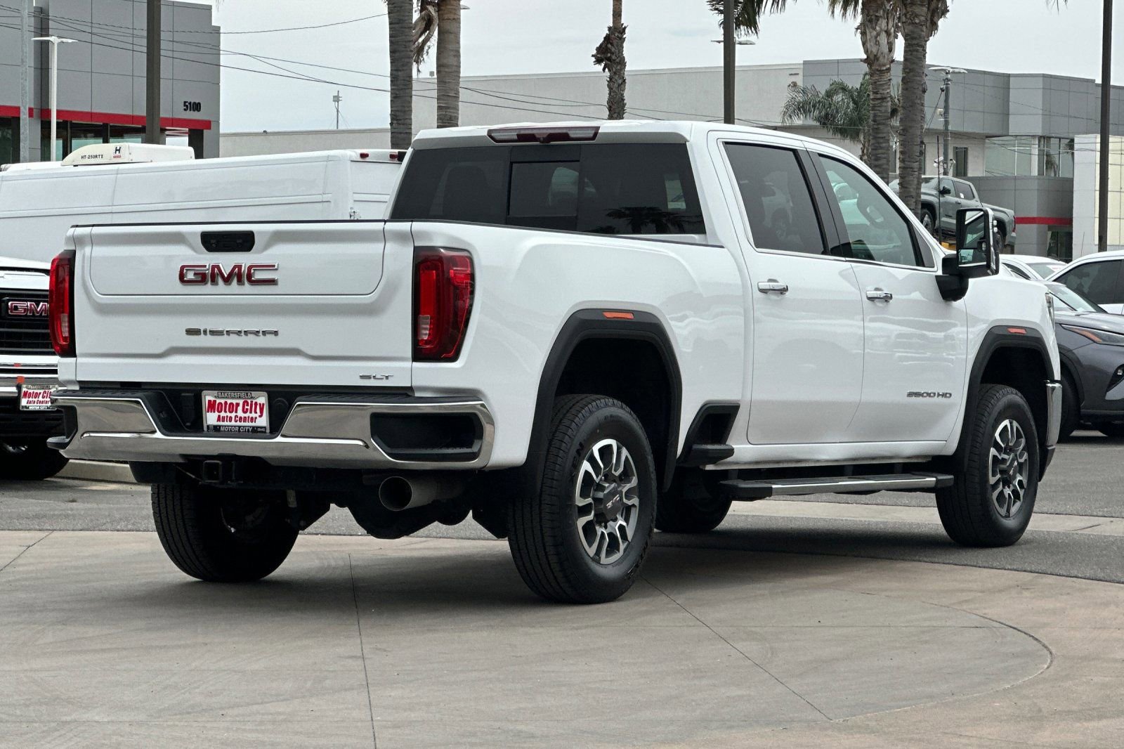 Certified 2021 GMC Sierra 2500 SLT w/ SLT Convenience Package RWD image 4