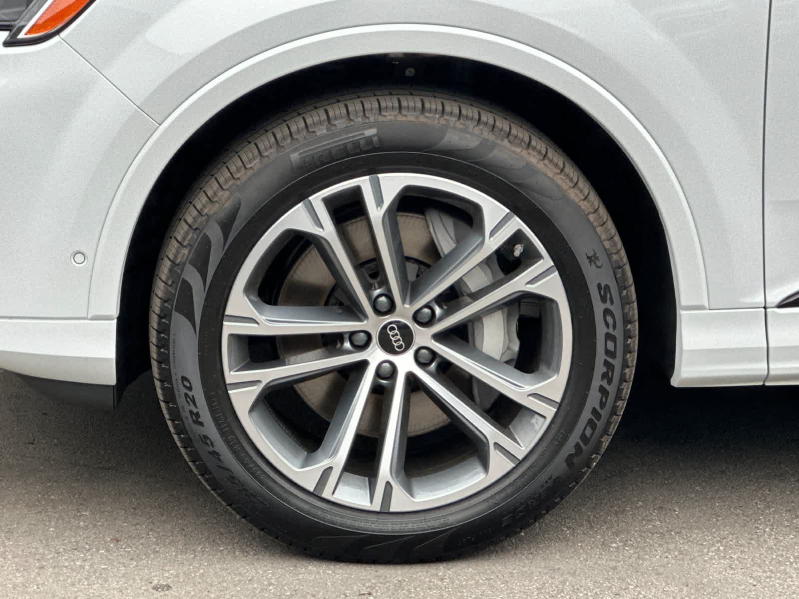 New 2026 Audi Q7 2.0T Premium w/ Convenience Plus Package AWD/4WD image 33