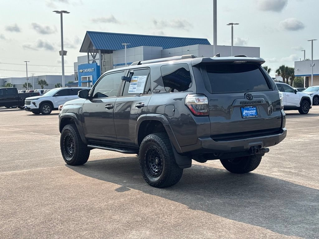 Used 2022 Toyota 4Runner SR5 Premium AWD/4WD image 27