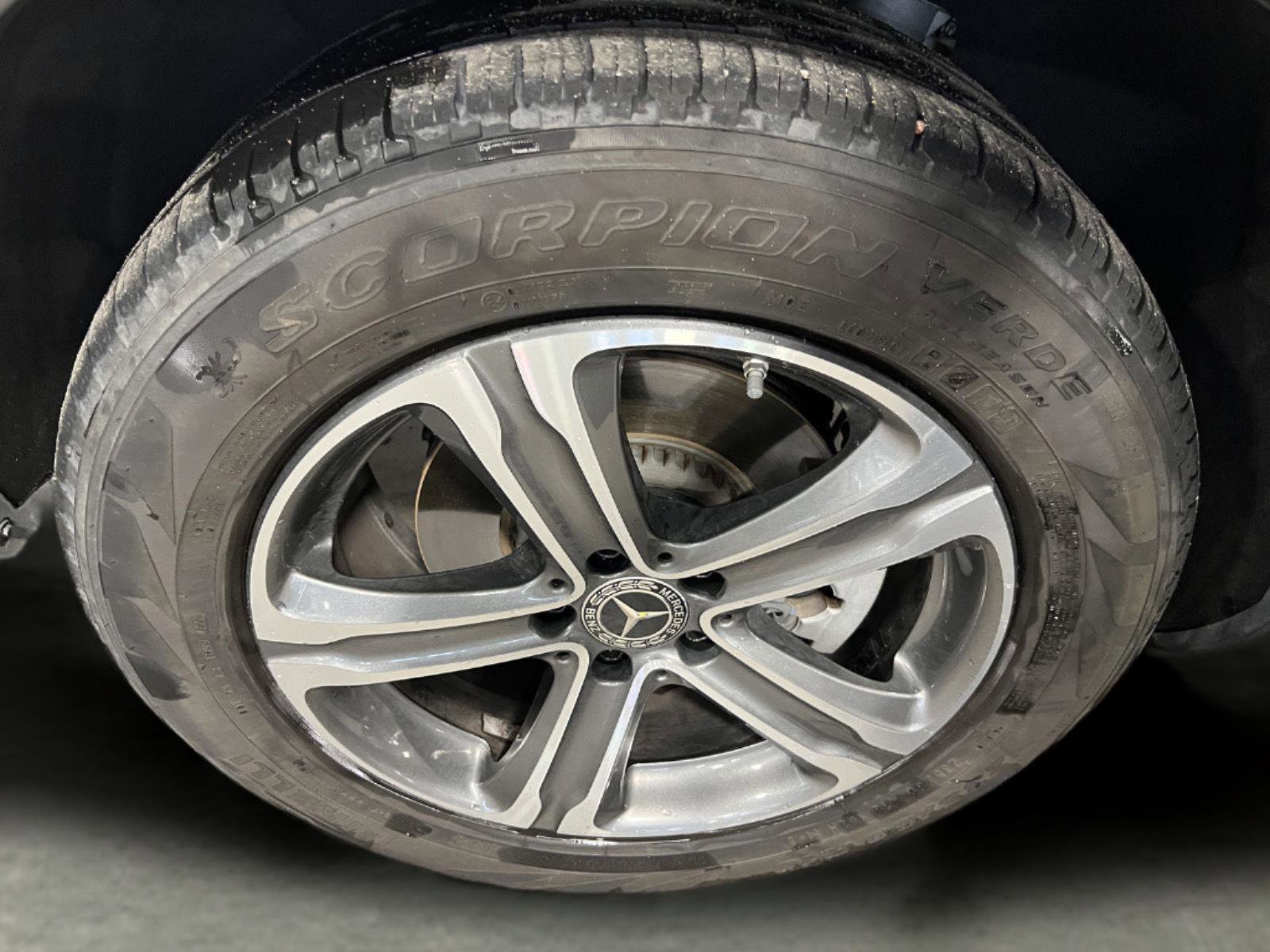 Used 2021 Mercedes-Benz GLC 300 image 35