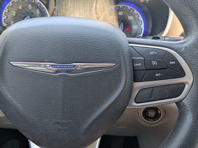 Used 2021 Chrysler Voyager Lxi FWD image 19
