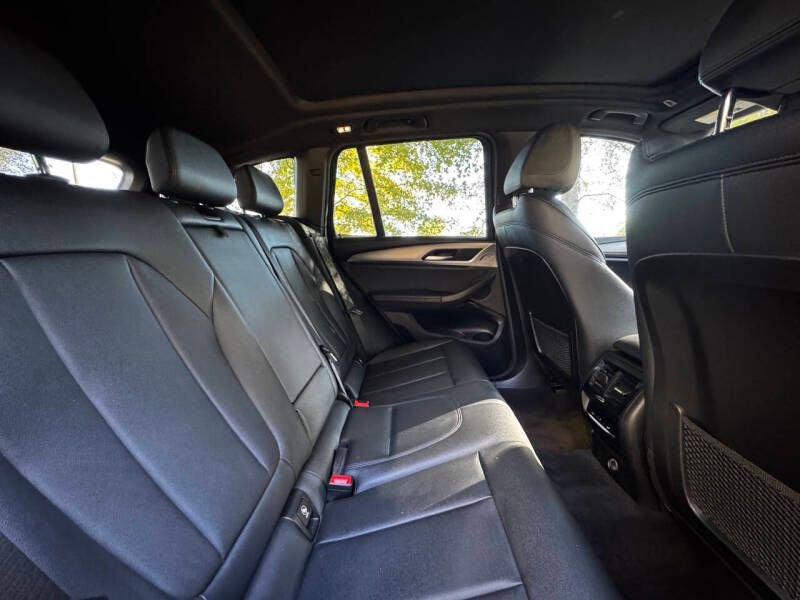 Used 2018 BMW X3 xDrive30i w/ Convenience Package image 15