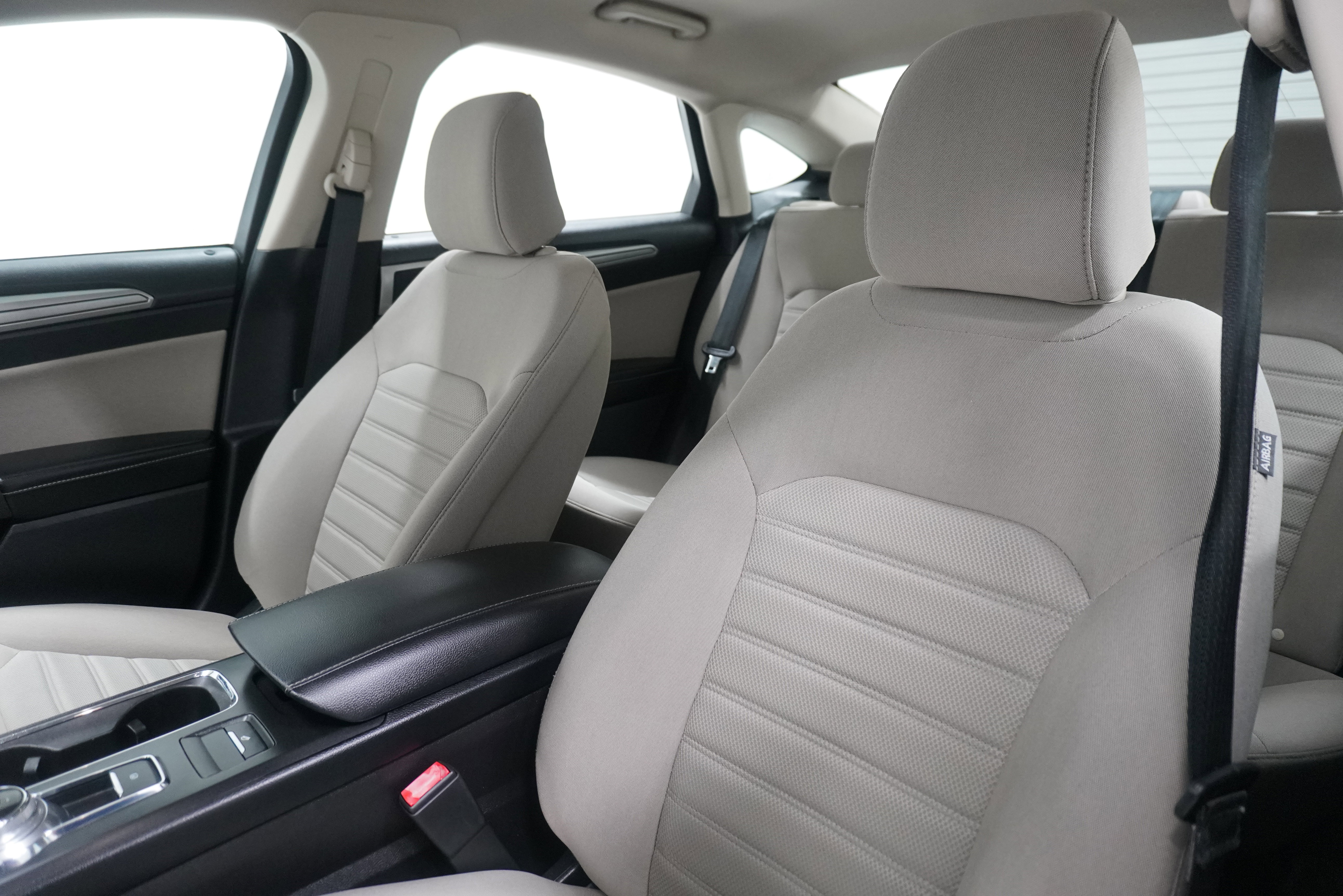 Used 2020 Ford Fusion S image 10