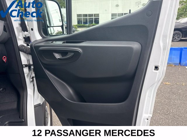 Used 2025 Mercedes-Benz Sprinter 2500 image 30